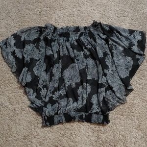 Super Cute Maurices Top!